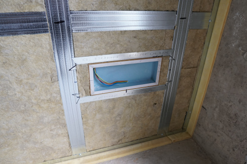 Подрозетник АкусикГипс Бокс (AcousticGyps Box) R1 (120 x 120 x 45)